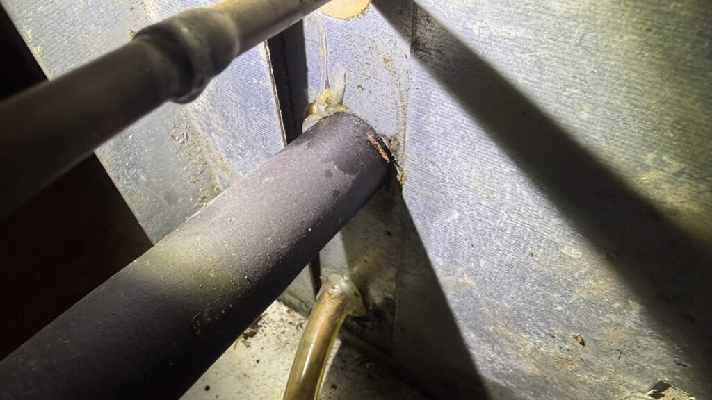 Refrigerant Gas Leak Repair