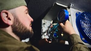 Commercial freezer gauges and sequence check