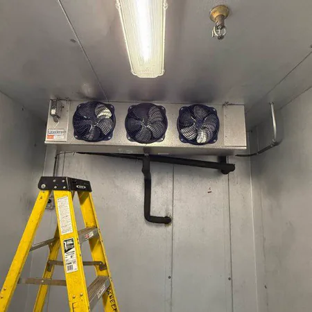 Walk-in cooler cooling unit service