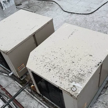 Rooftop walk-in cooler equipment