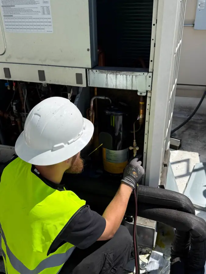 Commercial RTU repair field photo 3 — Edmonds, WA