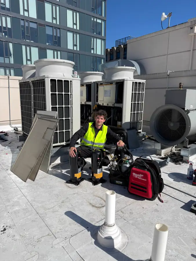 Commercial RTU repair field photo 3 — Everett, WA