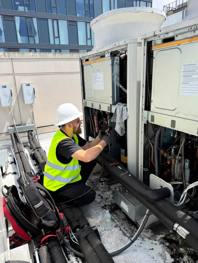 Commercial RTU repair field photo 3 — packaged curb